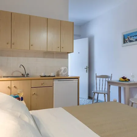 Kamarela Apartman Kamári